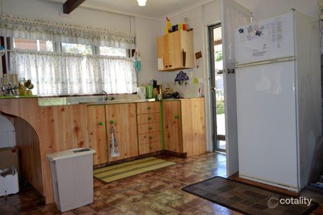 Property photo of 61 Kooringal Esplanade Kooringal QLD 4025
