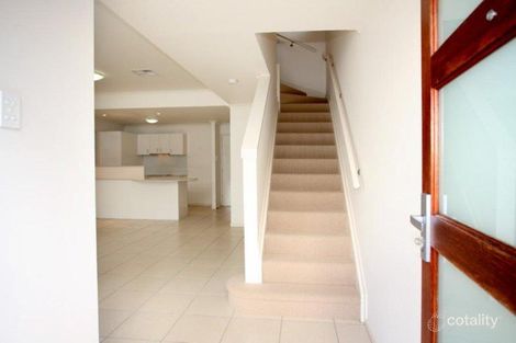 Property photo of 1/58 York Street Indooroopilly QLD 4068