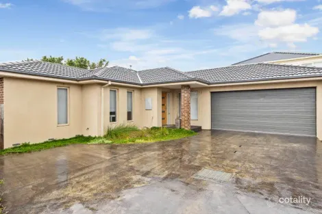 2/4 Regal Pl, Somerville, VIC 3912