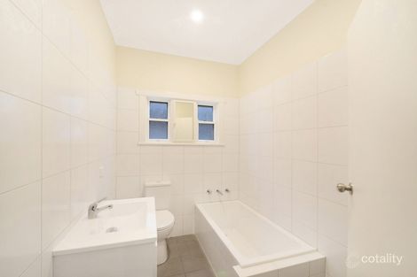 Property photo of 8 Kamilaroy Road West Pymble NSW 2073