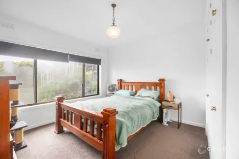 Property photo of 212 Yarrowee Street Sebastopol VIC 3356