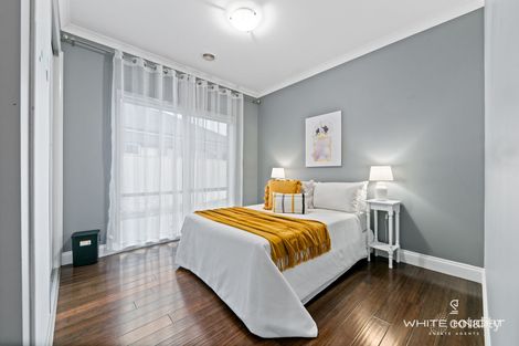 Property photo of 3 Buckley Way Caroline Springs VIC 3023