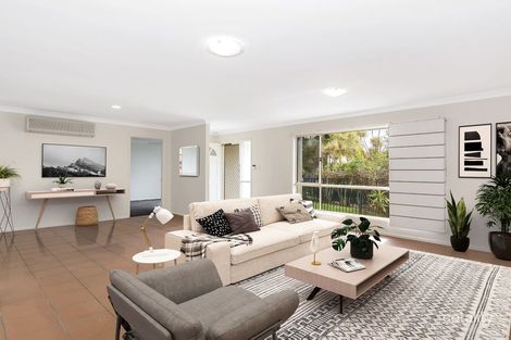 6 Dorchester Ct, Oxenford, QLD 4210