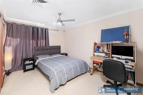 Property photo of 5D Binalong Road Pendle Hill NSW 2145