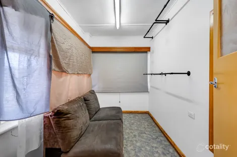 Property photo of 21 Minerva Crescent Croydon Park SA 5008
