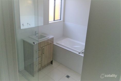 Property photo of 1/101 Meadowview Drive Morayfield QLD 4506