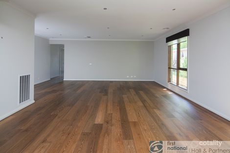 Property photo of 26 Grandvue Boulevard Pakenham VIC 3810