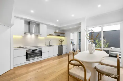 Property photo of 98C Napier Street Essendon VIC 3040
