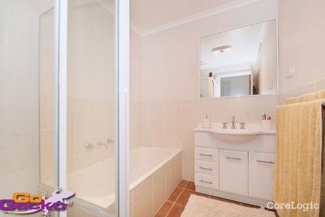 Property photo of 324 Anthony Rolfe Avenue Gungahlin ACT 2912