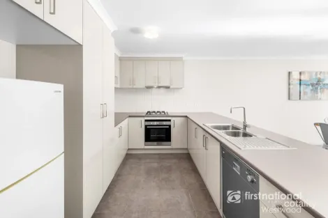 Property photo of 2/59 Tyrone Street Werribee VIC 3030