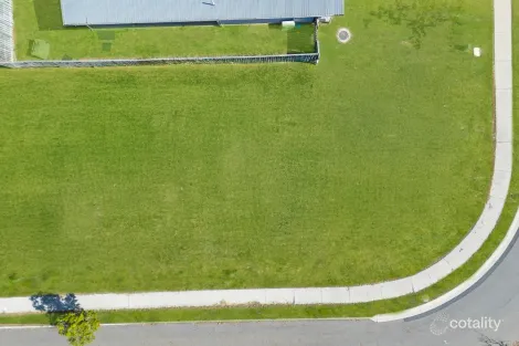 16 Penrose Cct, Blackwater, QLD 4717