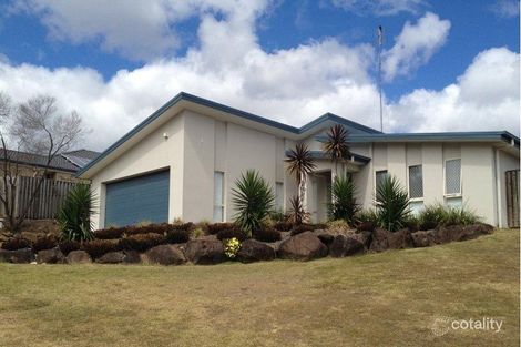 7 Bimberi Row, Pacific Pines, QLD 4211