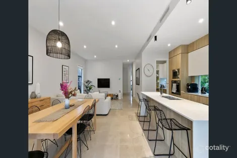 Property photo of 34 Coutts Street Bulimba QLD 4171