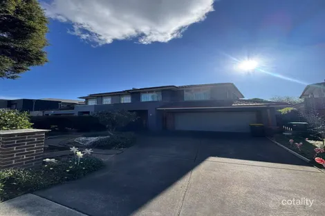 Property photo of 15A Pine Way Doncaster East VIC 3109
