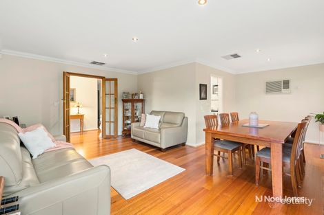 Property photo of 15 Dunbarton Drive Wantirna VIC 3152