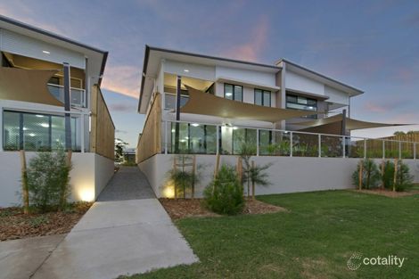 1/4 Kal Ma Kuta Dr, Sandstone Point, QLD 4511