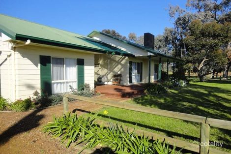 886 Downs Rd, Earlston, VIC 3669