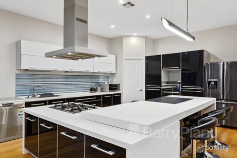 Property photo of 3 Brothers Close Scoresby VIC 3179