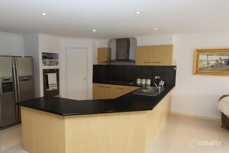 Property photo of 9 Bridgewater Way Truganina VIC 3029