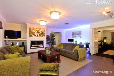 Property photo of 1 Arrowwood Loop Secret Harbour WA 6173