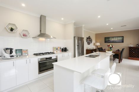 Property photo of 10 Gladalan Way Piara Waters WA 6112