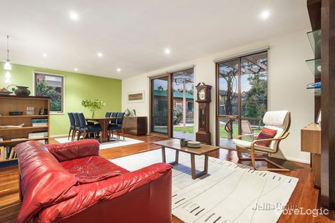 Property photo of 1 Linaker Drive Macleod VIC 3085