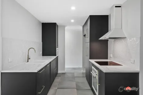 Property photo of 5/266 Kingsford Smith Drive Hamilton QLD 4007