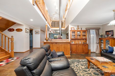 Property photo of 23 Maplewood Close Brookfield VIC 3338