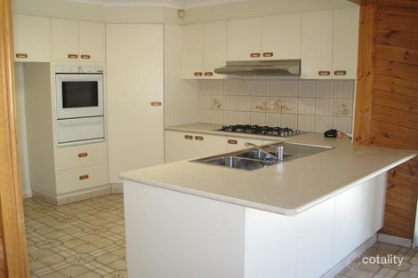 Property photo of 31 Small Road Bentleigh VIC 3204
