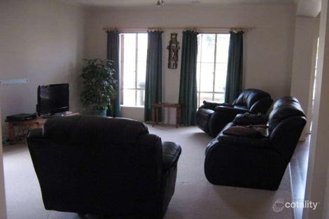 Property photo of 6 The Creek Approach Craigieburn VIC 3064