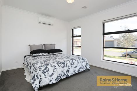 Property photo of 9 Mudgee Street Point Cook VIC 3030