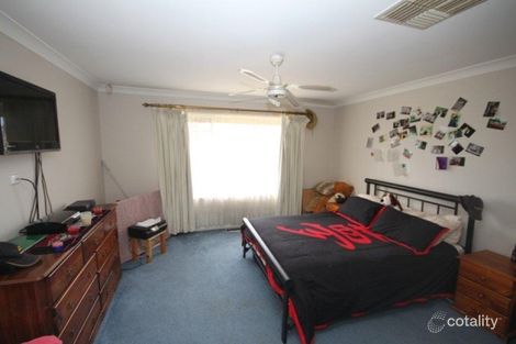 Property photo of 36 Pinaroo Drive Glenfield Park NSW 2650