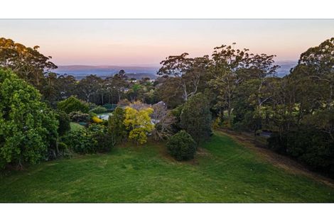 Property photo of 25 Hilltop Crescent Blue Mountain Heights QLD 4350