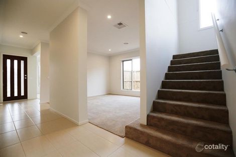 Property photo of 11 Brousard Street Werribee VIC 3030