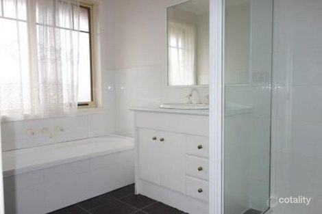 Property photo of 1/120 McLeans Road Bundoora VIC 3083