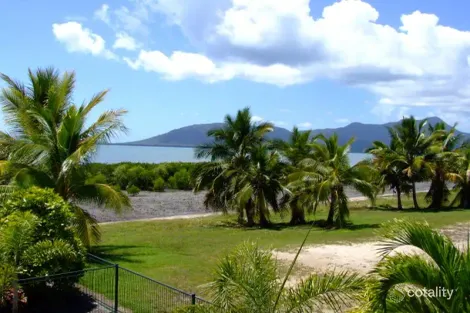 33-35 Keith Williams Dr, Cardwell, QLD 4849