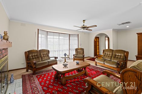 Property photo of 15 Coolibah Place Keysborough VIC 3173