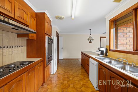 Property photo of 15 Coolibah Place Keysborough VIC 3173