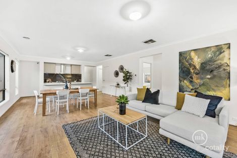 Property photo of 5 Miranda Drive Doreen VIC 3754