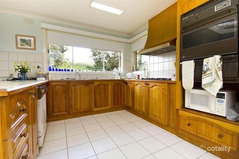 Property photo of 2 Dalwood Court Vermont South VIC 3133