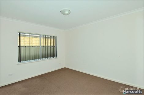 Property photo of 19 Vaucluse Way Coodanup WA 6210