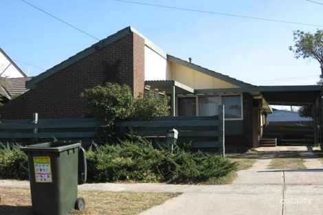 28 Lawson St, Sunbury, VIC 3429