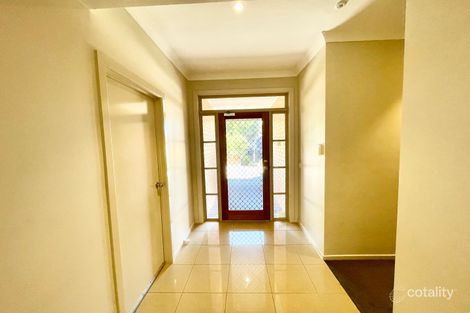 Property photo of 16 Gardenia Way Caroline Springs VIC 3023