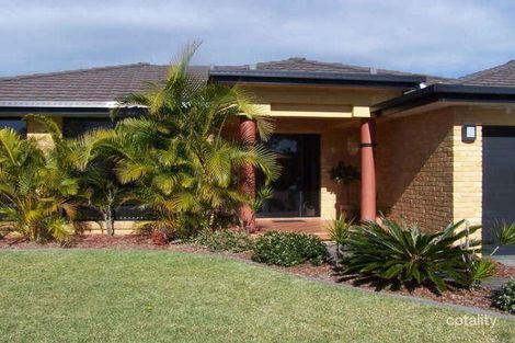 6 Livistona Dr, Forster, NSW 2428