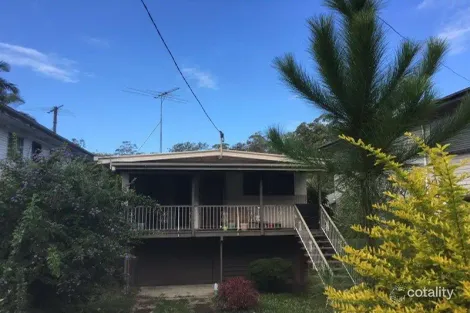 66 Dobbs St, Holland Park West, QLD 4121