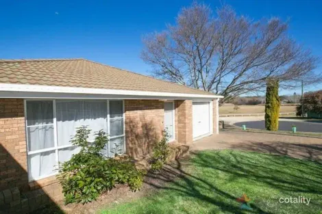 2/61 O'Dell St, Armidale, NSW 2350