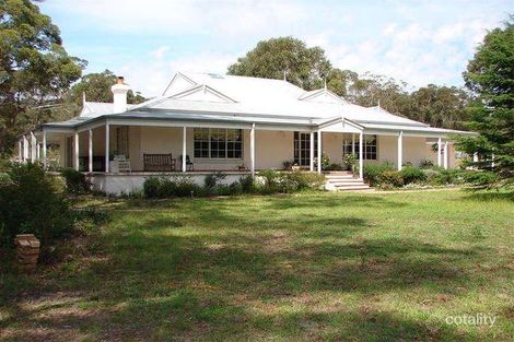 Property photo of 13 Elizabeth Way Hill Top NSW 2575