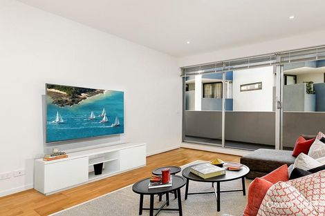 Property photo of 313/99 Nott Street Port Melbourne VIC 3207