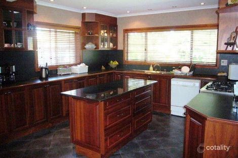 11 Elaroo Cres, Ferny Hills, QLD 4055