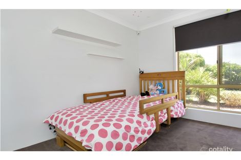 Property photo of 5 River Fig Place Alexander Heights WA 6064